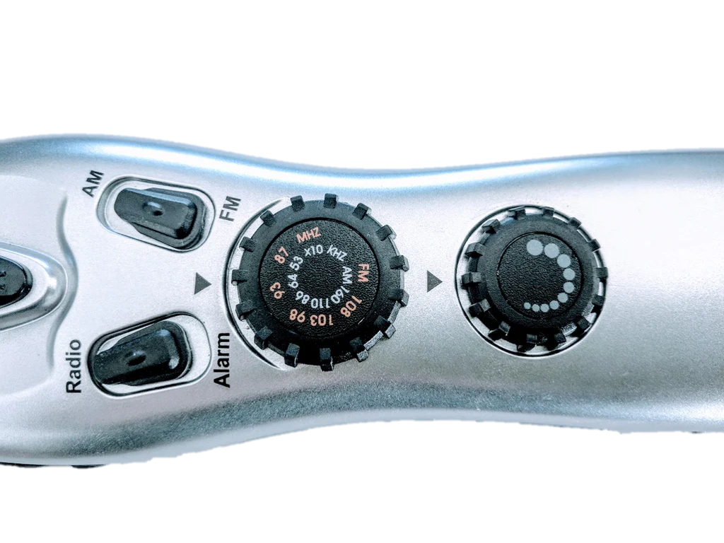 Hand-Crank Flashlight/Radio/Siren/Phone-Charger